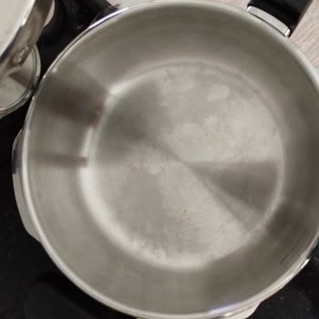 Korkmaz Mutfak Eşyaları Vita Düdüklü Tencere İlk Kullanımda Morardı, Müşteri Hizmeti Çözüm Sunmuyor