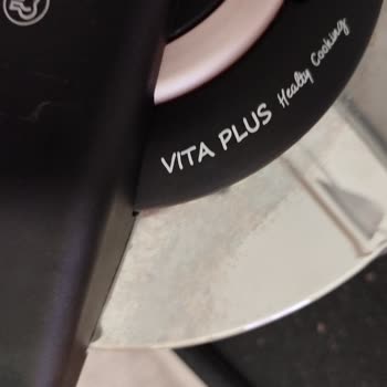 Korkmaz Mutfak Eşyaları Vita Düdüklü Tencere İlk Kullanımda Morardı, Müşteri Hizmeti Çözüm Sunmuyor