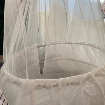 Gelinsen Kirli Ve Uygunsuz Gelinlik İle Bindallı Teslimatı