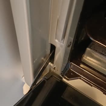 Simfer Fırın Menteşe Sorunu Çözülmüyor!