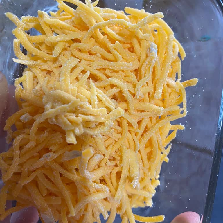 Son Kullanma Tarihi Geçmemiş Peynirin Küflü Çıkması Mağduriyet Yarattı