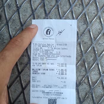 Kırık Televizyon İçin Kimse Sorumluluk Almıyor