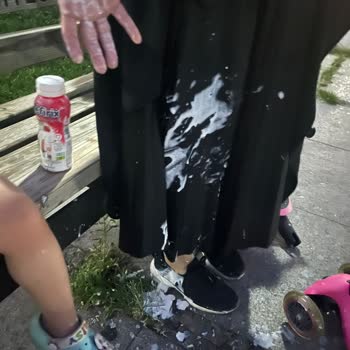 Altınkılıç Çilekli Kefir Açınca Patladı Ve Ekşi Çıktı, Mağdur Oldum