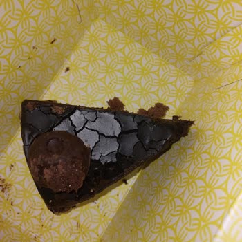 Sipariş Edilen Pasta Ve İçecek Beklentileri Karşılamadı