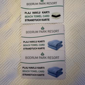 Otel Odaları Küçük, Konforsuz Ve Hizmet Yetersiz