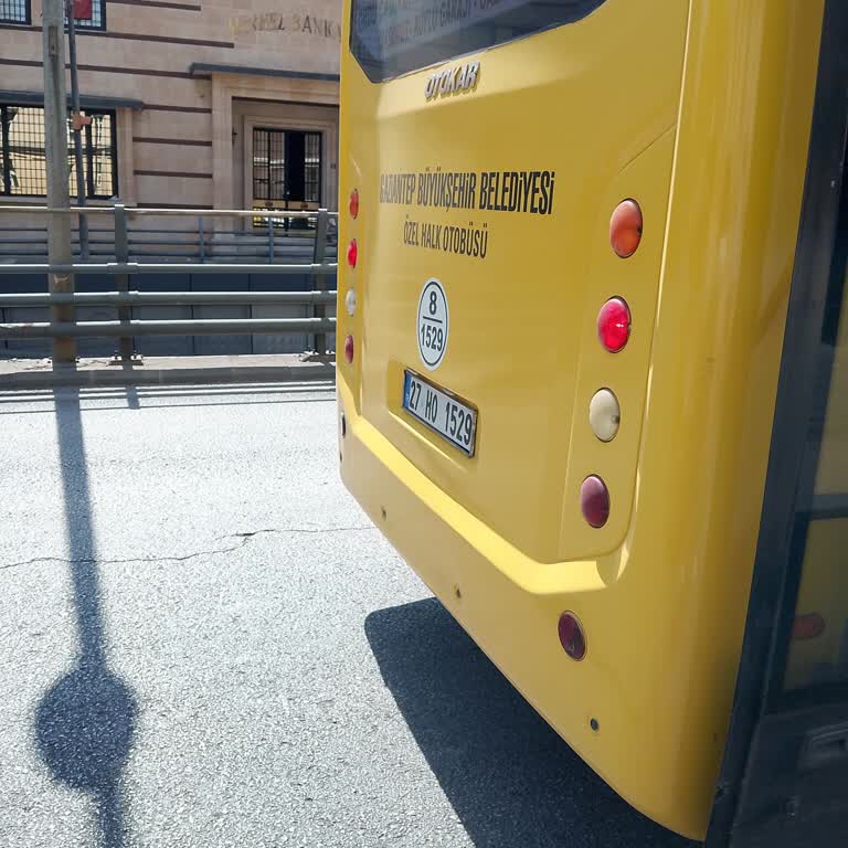 Otobüs Şoförünün Saygısız Ve Hakaret İçeren Davranışı