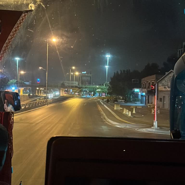 As Adana Seyahat Gecikmeli Seferde Şoför Ve Personel Davranışları Yolculuğu Olumsuz Etkiledi