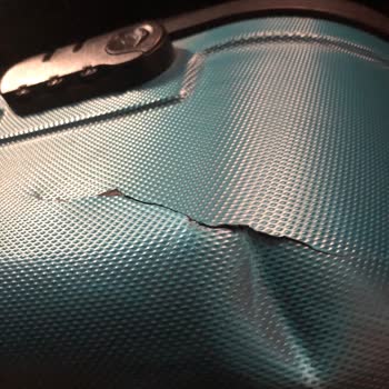 Kısa Mesafede Valizim Kırıldı, Mağduriyetimin Giderilmesini İstiyorum