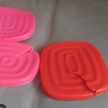 Lav Saklama Kapakları Kısa Sürede Yırtıldı Çözüm Bekliyorum