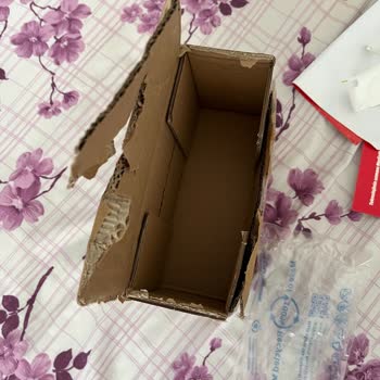 Apple Kulaklığın Kutusundan Şarj Aparatı Çıkmadı, Müşteri Hizmeti İlgisizdi