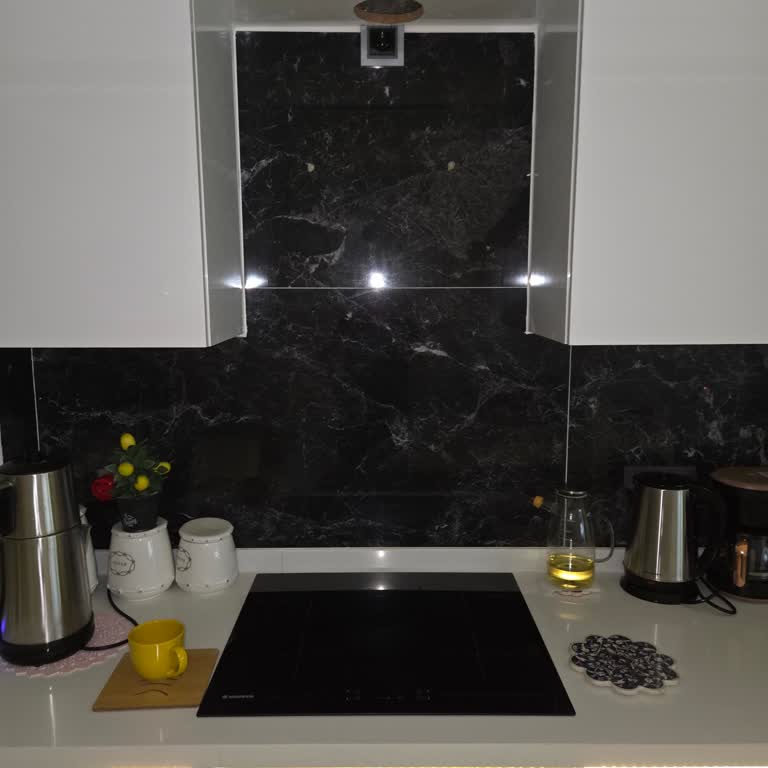 Hoover Ankastre Set Kurulumu Gecikti, Müşteri Hizmetleri Sorunu Çözemedi