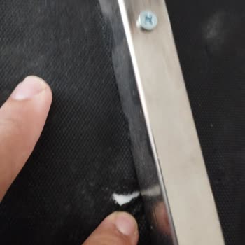 Aldığım Sandalyelerde Renk Ve Kumaş Sorunu, Sürekli Oyalama