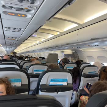 Ajet Uçuşunda Uzun Süre Uçakta Bekletildik Kalkış İzni Verilmedi