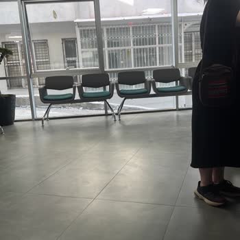 Özel Hastanede Sigorta Onayı Yüzünden Saatlerce Bekletildik