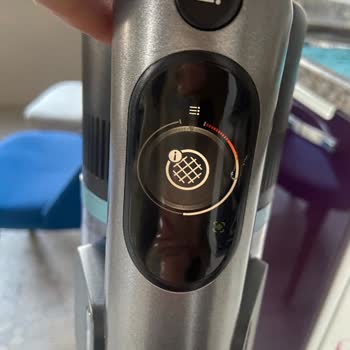 Philips Aqua Plus 8000 Süpürgede Sürekli İ8 Hatası Ve Güç Kaybı