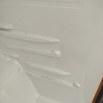 Samsung Buzdolabında Tekrar Eden Soğutma Sorunu Ve İç Kısımda Büyüyen Çatlaklar