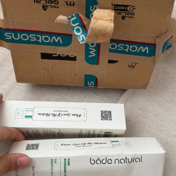 Watsons Online Siparişimde Biberiye Suyu Dökülmüş Ve Kutu Islak Geldi