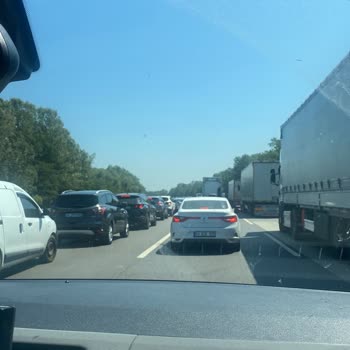 Asfalt Çalışmaları Seyahat Günlerinde Trafik Çilesine Dönüşüyor