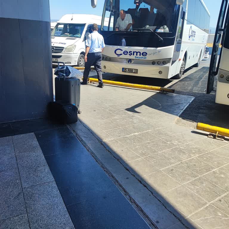 Çeşme Seyahat'te Muavinlerin Yolcu Mağduriyeti