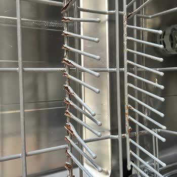 Paslanan Bulaşık Makinesi İçin Yetersiz Ve Pahalı Servis Çözümü