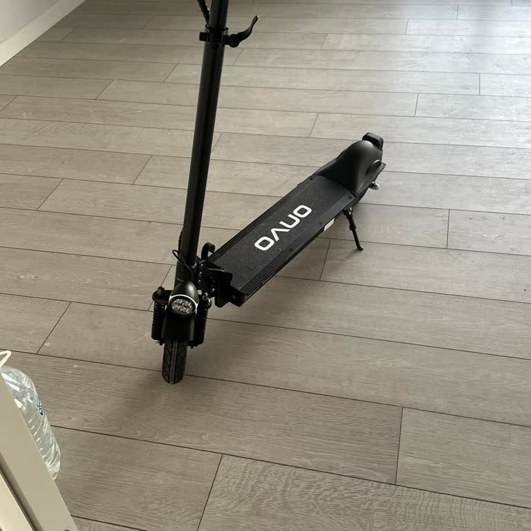 Satın Aldığım Scooter'ın Kask Ve Çantası 1.5 Aydır Teslim Edilmedi