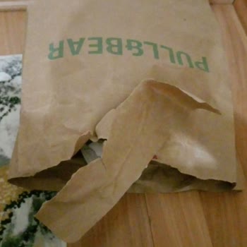 Pull And Bear Eksik Ve Özensiz Paketleme Nedeniyle Güven Sarsıcı Teslimat Deneyimi!