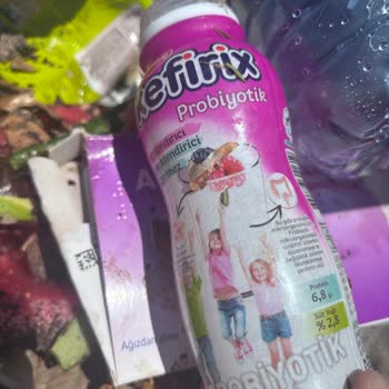 Açılmamış Kefir Patladı, Buzdolabı Ve Ürünler Zarar Gördü