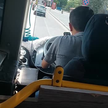 Gaziantep Büyükşehir Belediyesi Otobüs Şoförü Klimayı Kendine Çevirip Yolcuları Sıcakta Bıraktı