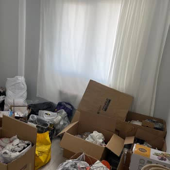 Düğün Öncesi Mobilya Teslimatında Gecikme Ve Kusurlu Ürünler Nedeniyle Mağduriyet