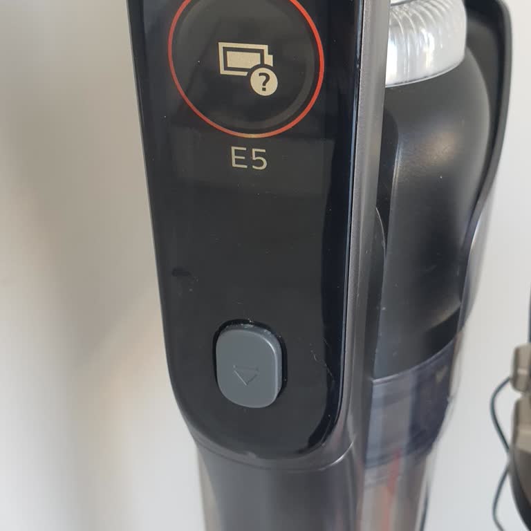 Philips Aqua Trio 9000 Serisi İlk Haftada E5 Hatası Veriyor