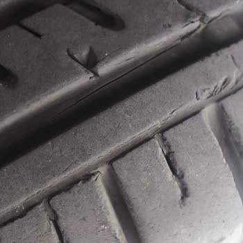 Chery 2023 Model Araçta Atlas Marka Lastiklerde Erken Aşınma Ve Yarılma Sorunu