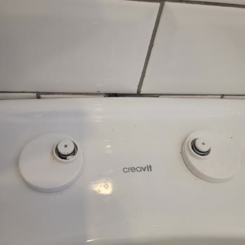 Creavit Klozet Kapaklarının Kısa Sürede Kırılması Ve Yedek Parça Sorunu