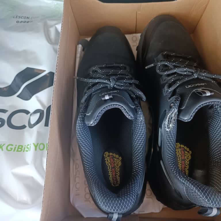 Lescon Ayakkabım Kısa Sürede Yırtıldı, Garanti Sürecinde İlgisizlik Yaşadım