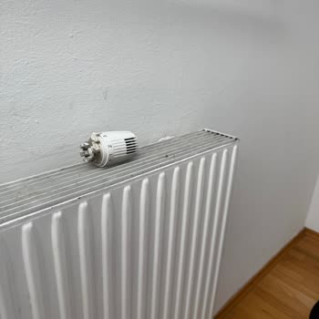 I Booked a Private Apartment on Booking.com but Got a Shared Bathroom and Dirty Room