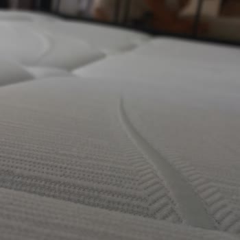 İki Ayda Çökme Yapan Yatak İçin Çözüm Sunulmuyor Mağduriyetim Artıyor