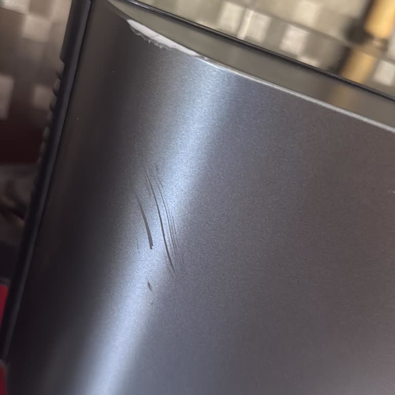 Arızalı Dondurma Makinesi Tamir Edilmeden Ve Çiziklerle Geri Gönderildi