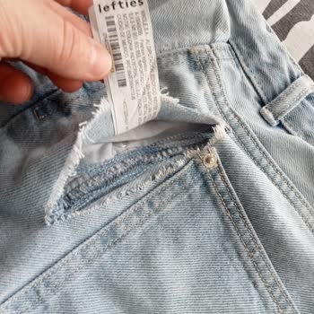 Lefties Kot Pantolon 3 Ayda Yırtıldı Mağduriyet Yaşıyorum