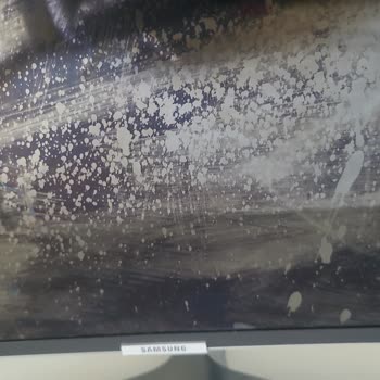 Bitkisel Temizlik Ürünü Televizyon Ekranını Bozdu