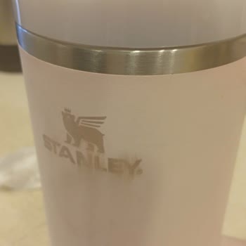 Stanley Termosun Kapağı Akıtıyor, Yazısı Silindi, Destek Yok