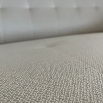 Koltuklarda Sürekli Tüylenme Ve İlgisiz Servis: Kalıcı Çözüm Bekliyoruz