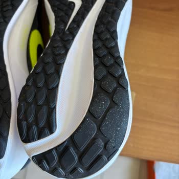 10 Günde Deforme Olan Ayakkabıya FLO'dan Çözüm Yok