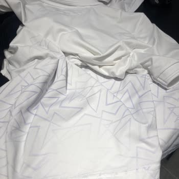 Siyah Eşofman Altı Diğer Ürünlere Ve Telefonuma Boya Bulaştırdı