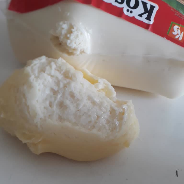 Açılmamış Kaşar Peynirinin Şişmesi Ve Kötü Kokusu