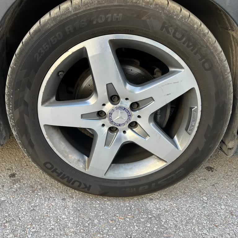 Kumho Lastikte Yarılma Ve Kayma Sorunu Yaşadım Firma Çözüm Sunmuyor