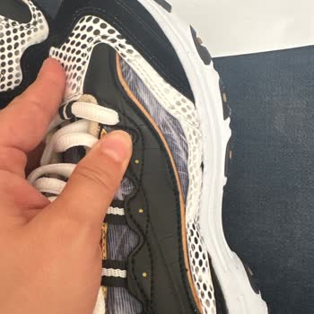 Aldığım Ayakkabılar Hem Defolu Hem De Orijinal Değil