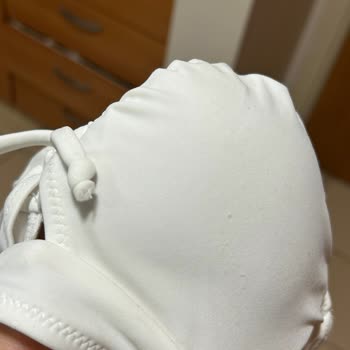 Bir Kullanımda Tahrip Olan Bikini Ve Çıkmayan Lekelerle Hayal Kırıklığı