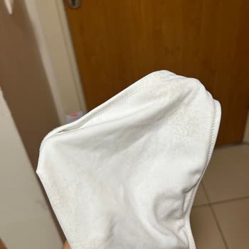 Bir Kullanımda Tahrip Olan Bikini Ve Çıkmayan Lekelerle Hayal Kırıklığı