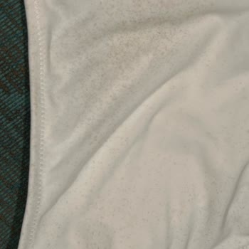 Bir Kullanımda Tahrip Olan Bikini Ve Çıkmayan Lekelerle Hayal Kırıklığı