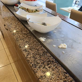 Otel Temizlik Ve Hizmet Kalitesi Beklentilerin Çok Altında