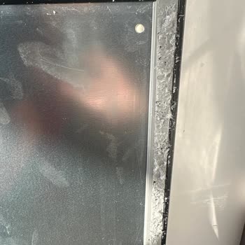 Vestel Cam Kapaklı Buzdolabı Camı Kendiliğinden Kırıldı Servis Mağduriyet Yaşattı